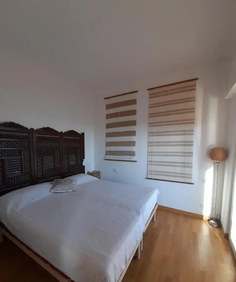 Sea View Penthouse With Beautiful Terrace - Casa Verdi Jayanti Lido di Ostia Apartamento